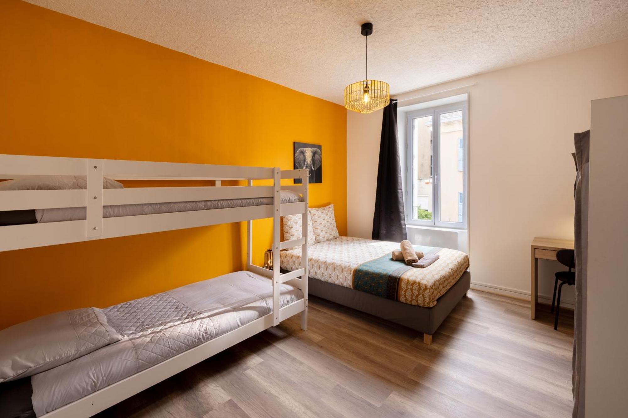 Ld-Location Hotel Montlucon Luaran gambar